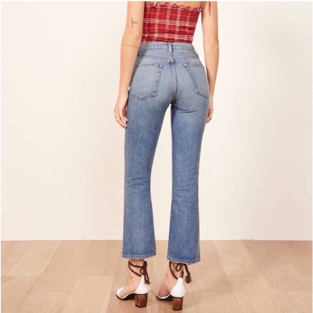 Reformation Jordi Kick Flare Jeans Size 30 [Preloved Boutique Denim] Like New! - Picture 5 of 5